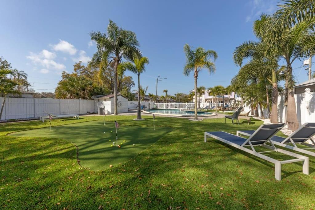 Located By The Beach 1 Bedroom With Parking And Pool Clearwater Exteriér fotografie